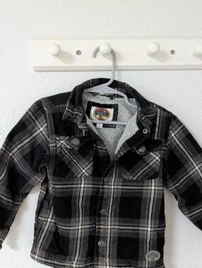 Bass Black & Gray Plaid Sherpa-Lined Jacket